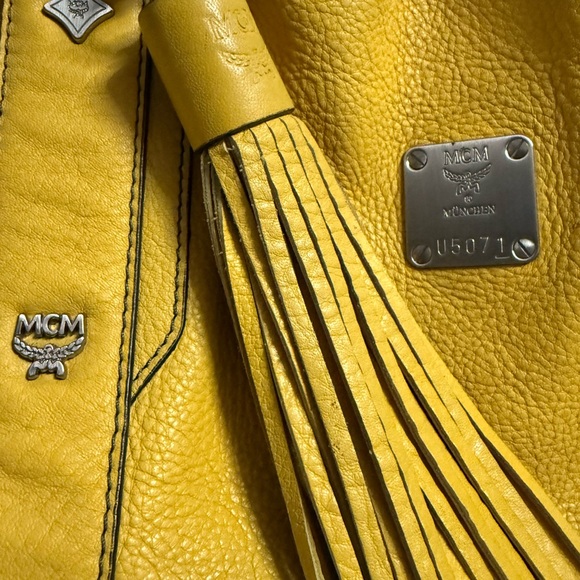 MCM Vintage Pebbled Leather Tassel Satchel Bag EUC - Picture 10 of 15